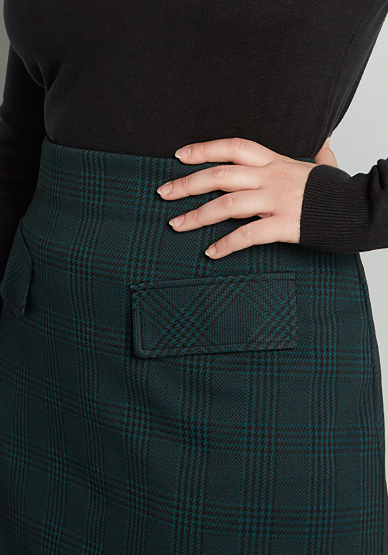 Stradivarius pleated tennis mini skirt in green check | ASOS | Mini skirts,  Pleated tennis skirt, Skirts